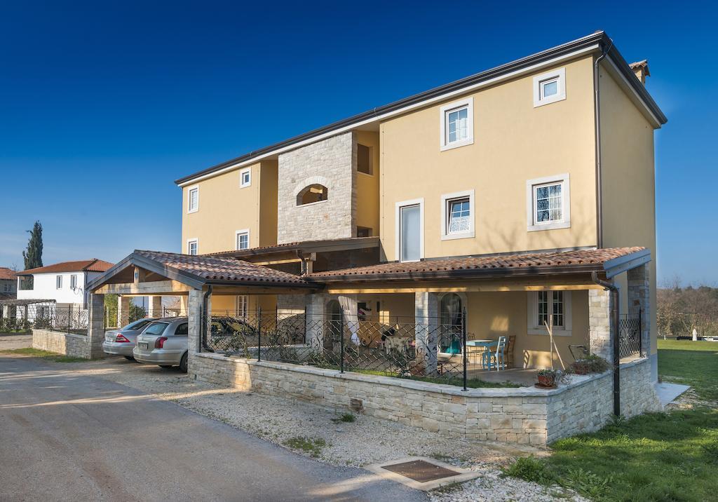 Apartments & Rooms Buoni Amici Murine Exteriér fotografie