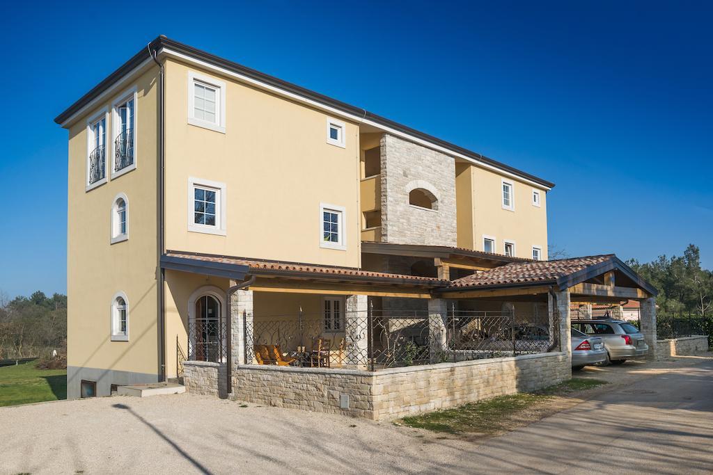 Apartments & Rooms Buoni Amici Murine Exteriér fotografie